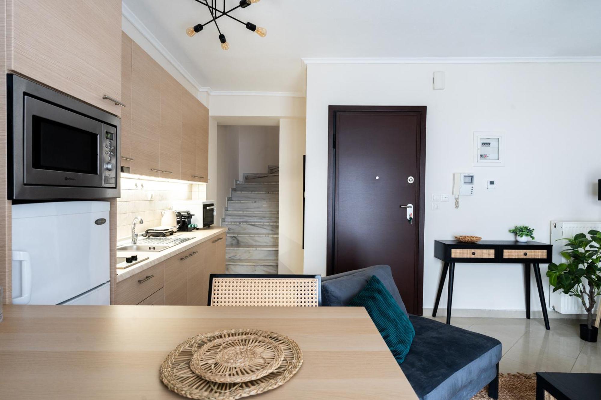 Pomegranate Luxury Penthouse Maisonette With Beautiful Terrace & Free Parking By Binobi ! Thessaloniki Buitenkant foto