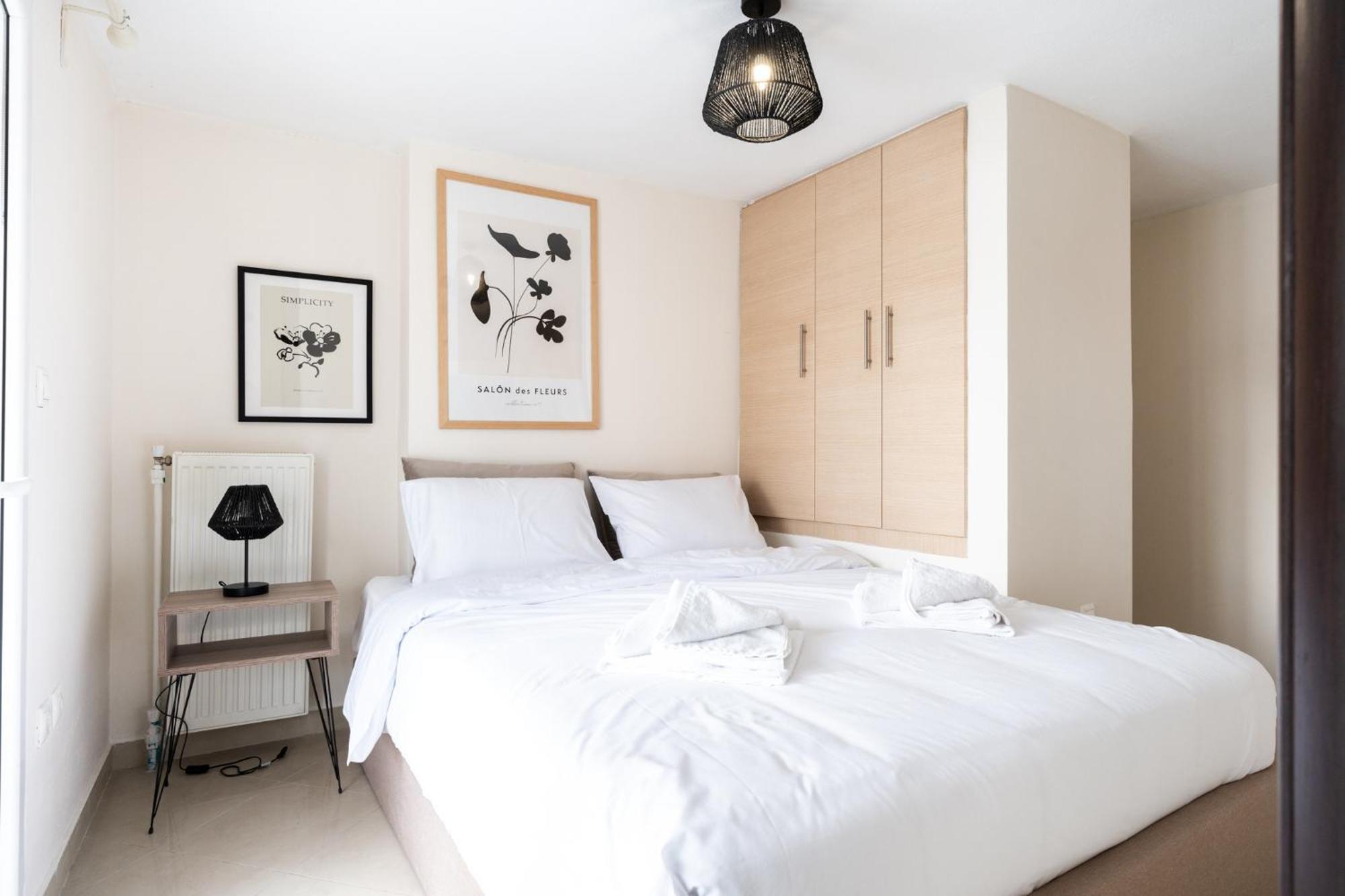 Pomegranate Luxury Penthouse Maisonette With Beautiful Terrace & Free Parking By Binobi ! Thessaloniki Buitenkant foto